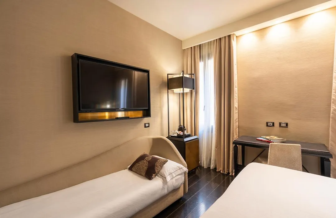 The Venice Times Hotel, Vignette Collection By Ihg-1