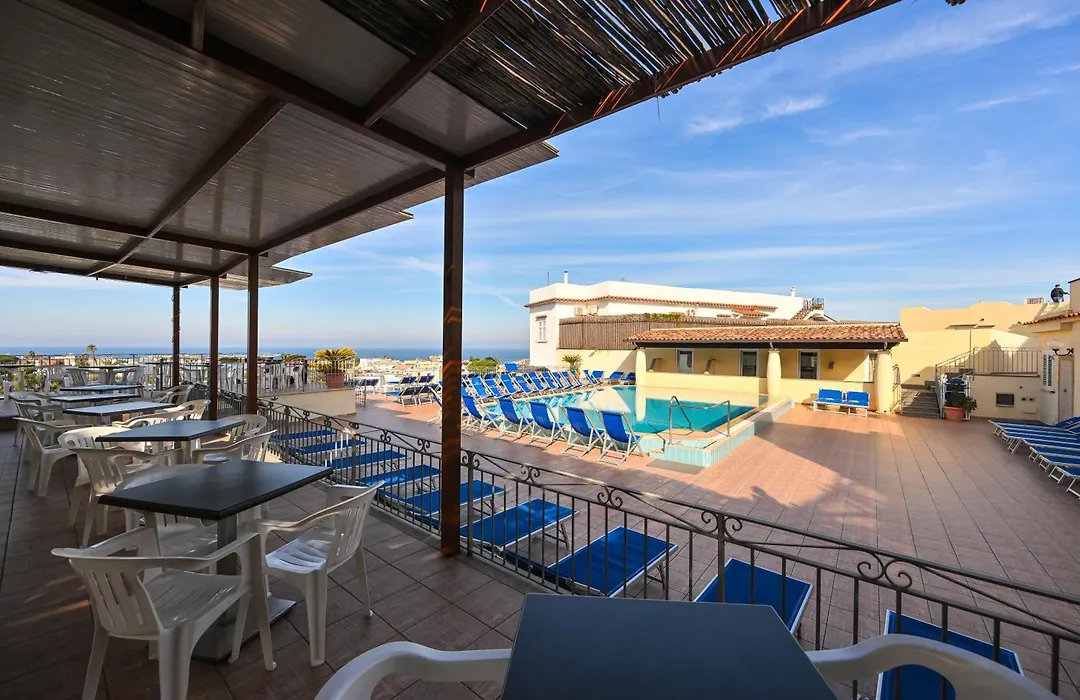 Casthotels Tramonto d'oro Terme-1