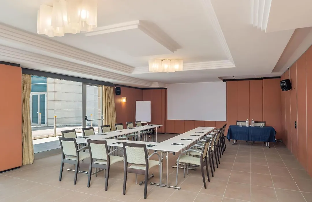 B&B Hotel Napoli San Mauro-1