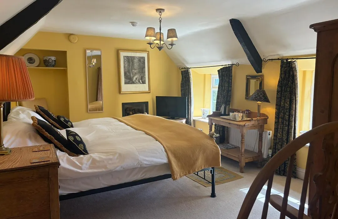 The Hunters Rest Inn-1