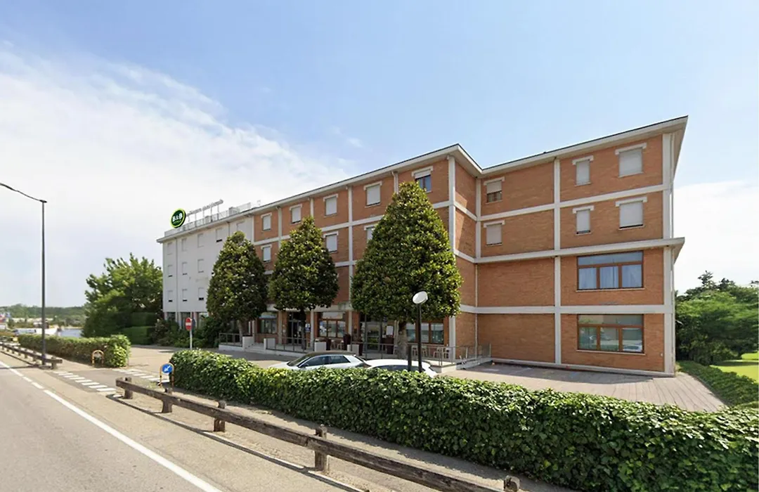 B&B HOTEL Mantova Cristallo-1