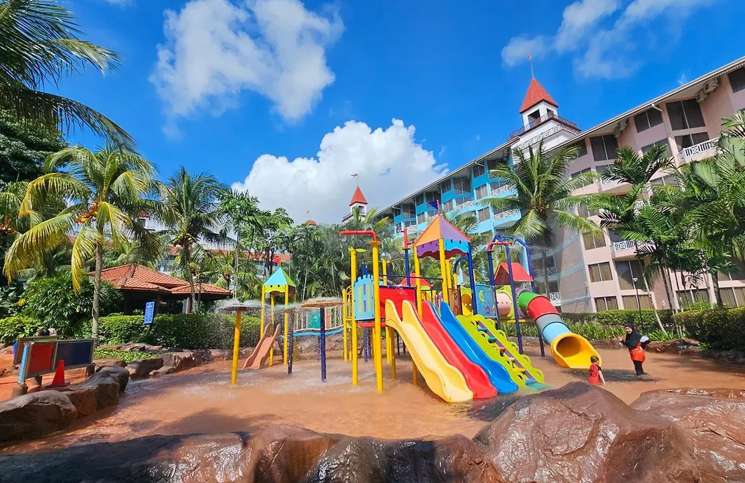 Lotus Desaru Beach Resort & Spa-1
