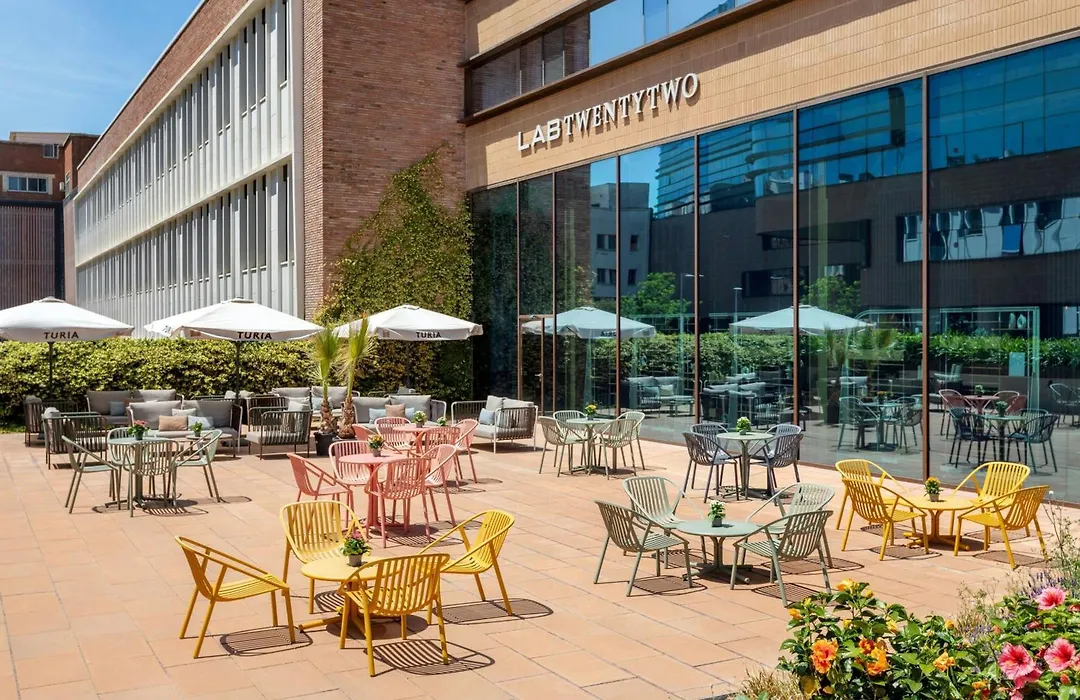 Labtwentytwo Barcelona, A Tribute Portfolio Hotel By Marriott-1