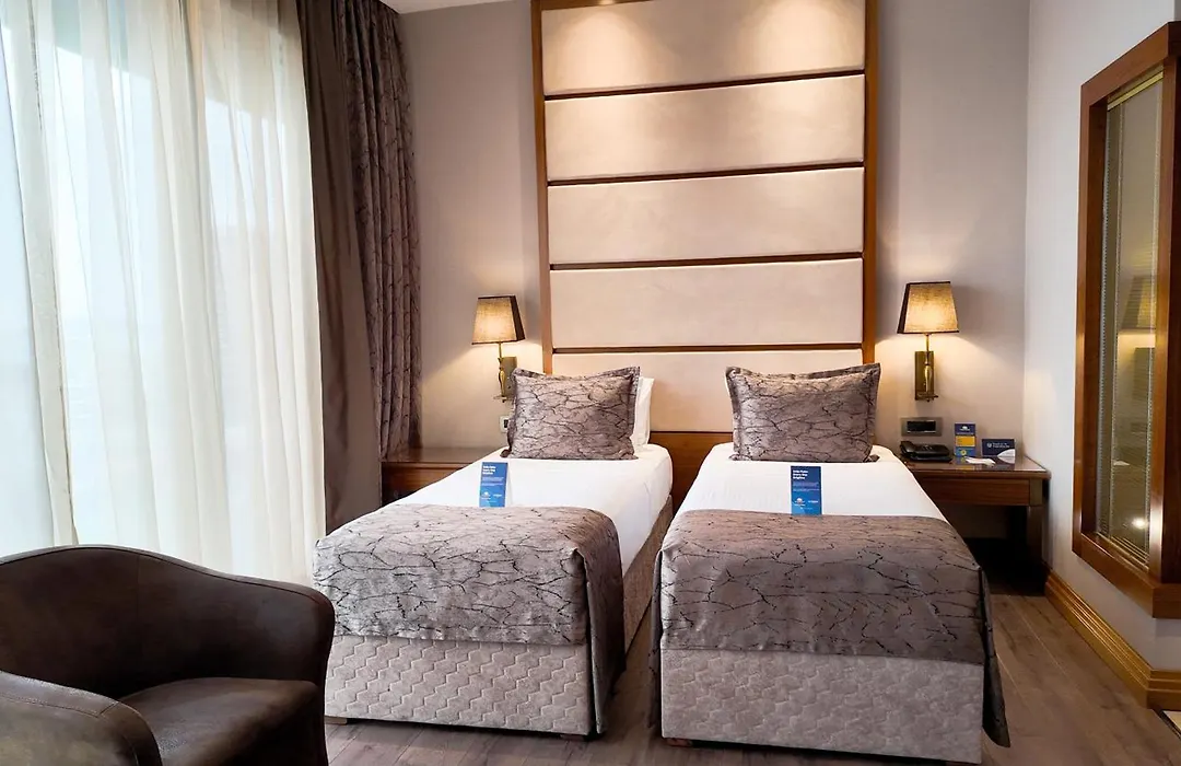 Days Hotel By Wyndham Istanbul Maltepe-1
