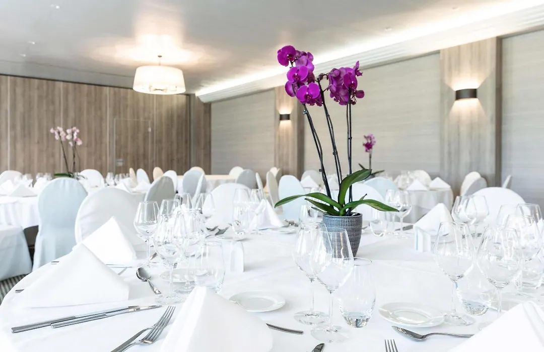 Mercure Luxembourg Kikuoka Golf & Spa-1