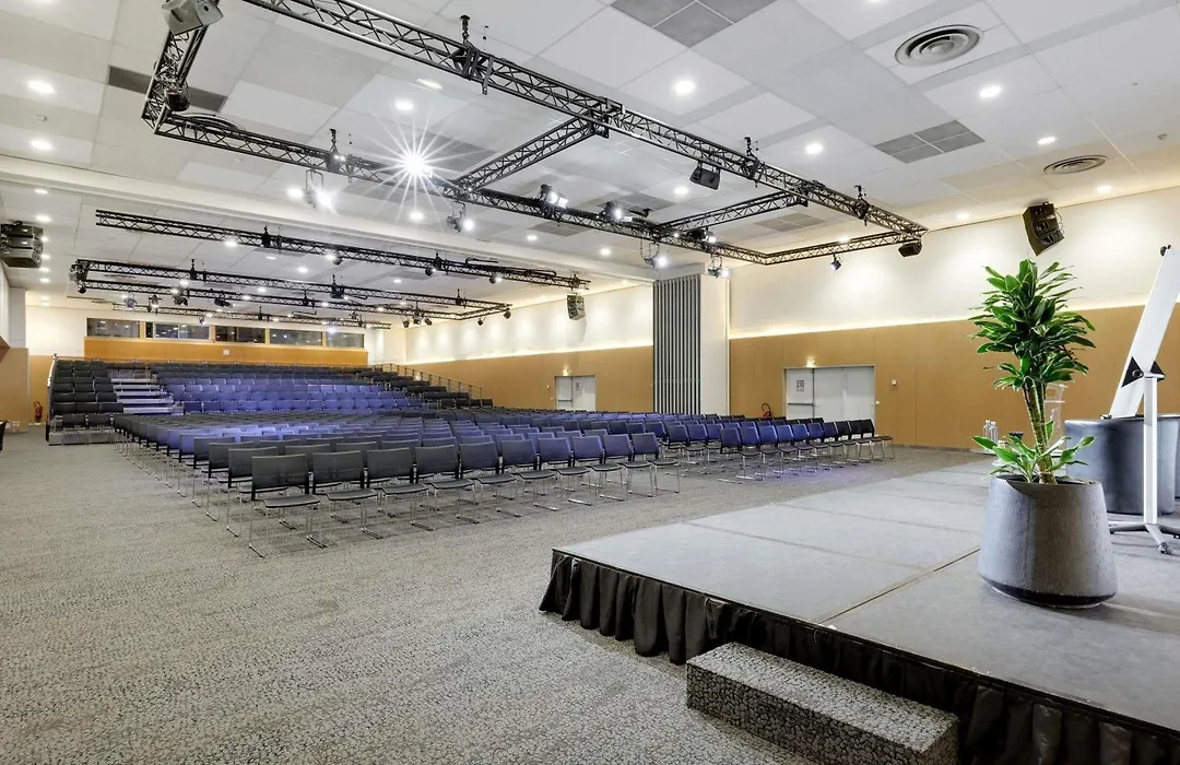 Novotel Paris Est-1