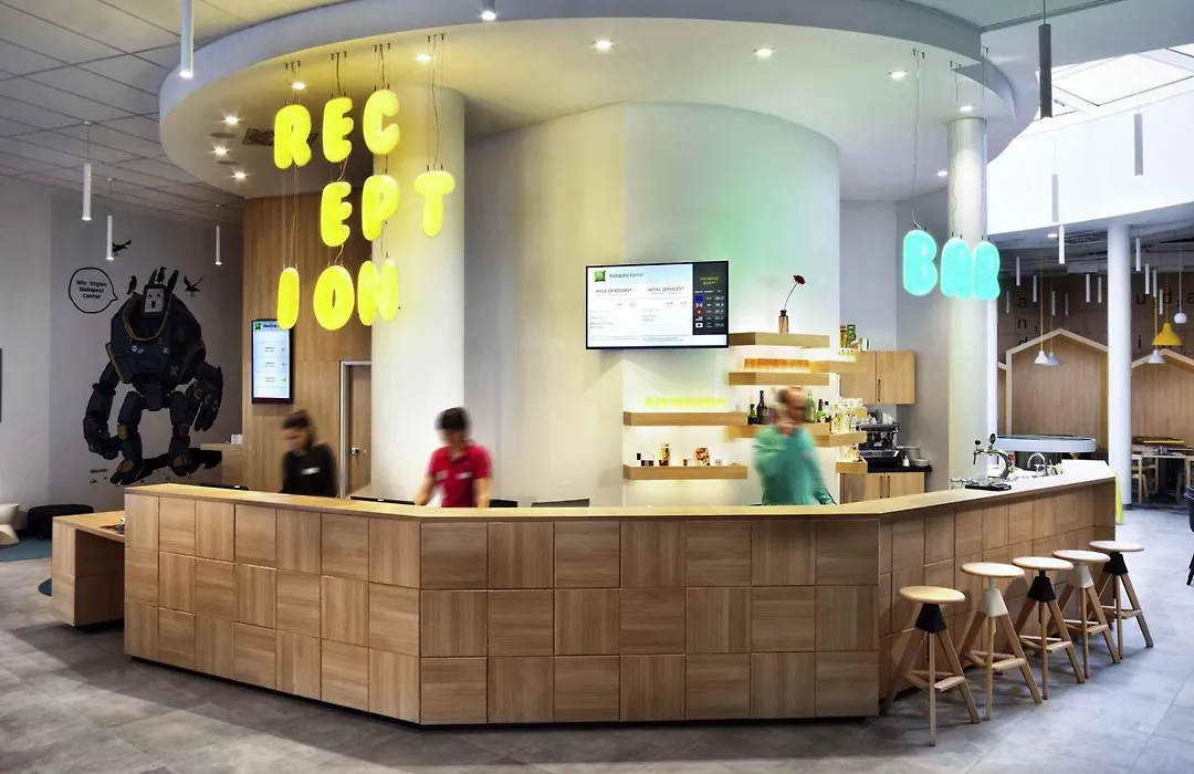 Ibis Styles Budapest Center-1