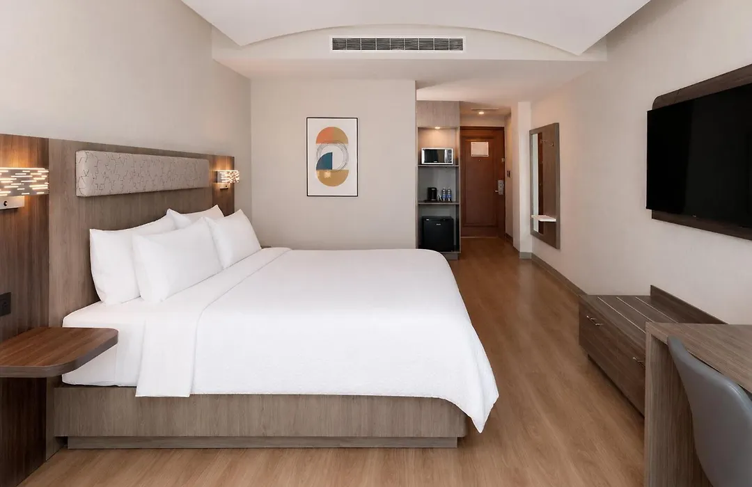 Holiday Inn Express Nuevo Laredo, an IHG Hotel-1