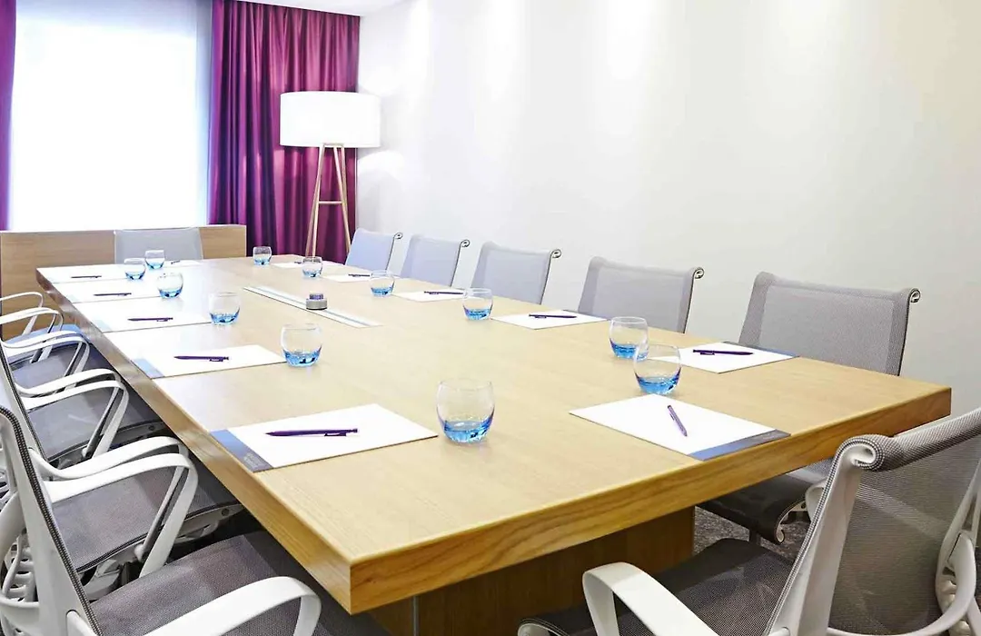 Novotel London Brentford-1