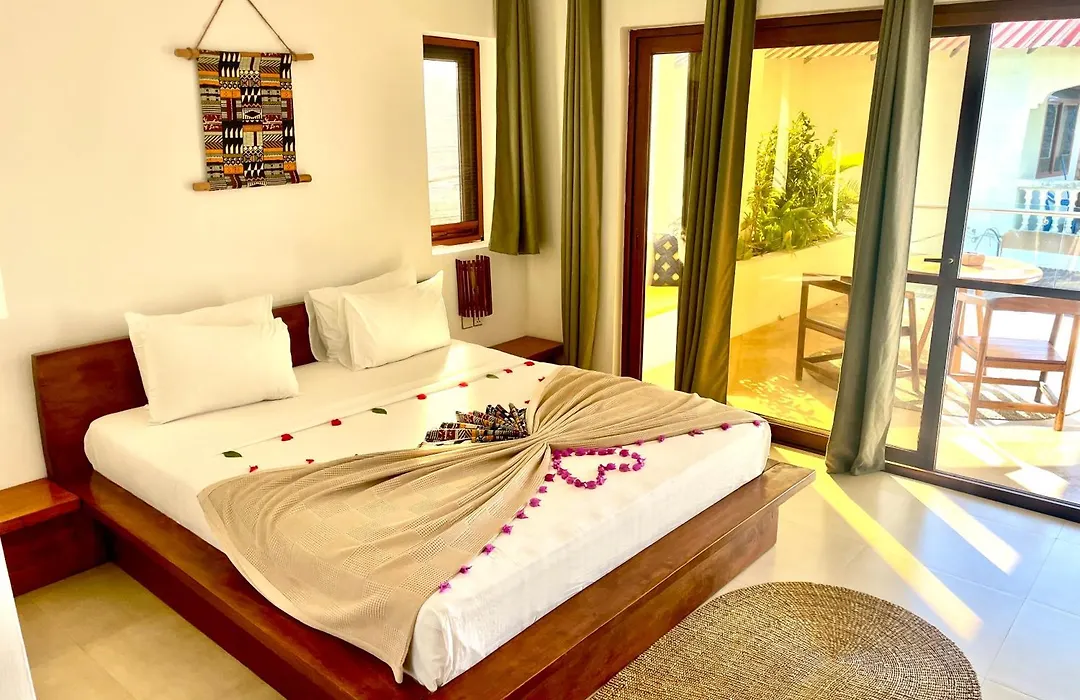Aluna Beach Apartments-1