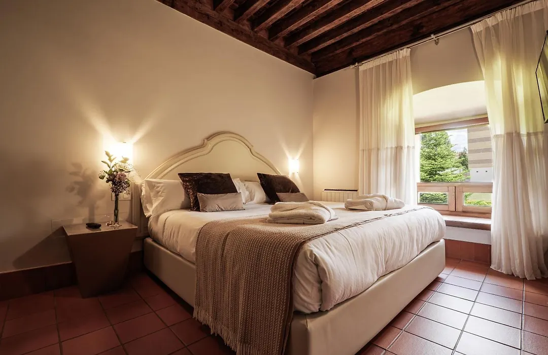 Hotel San Antonio el Real-1