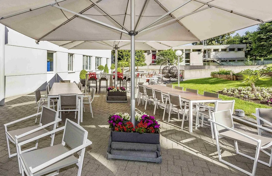 Novotel Suites Geneve Aeroport-1