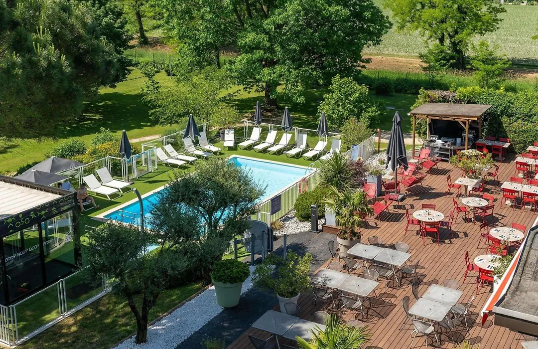Novotel Grenoble Nord Voreppe-1