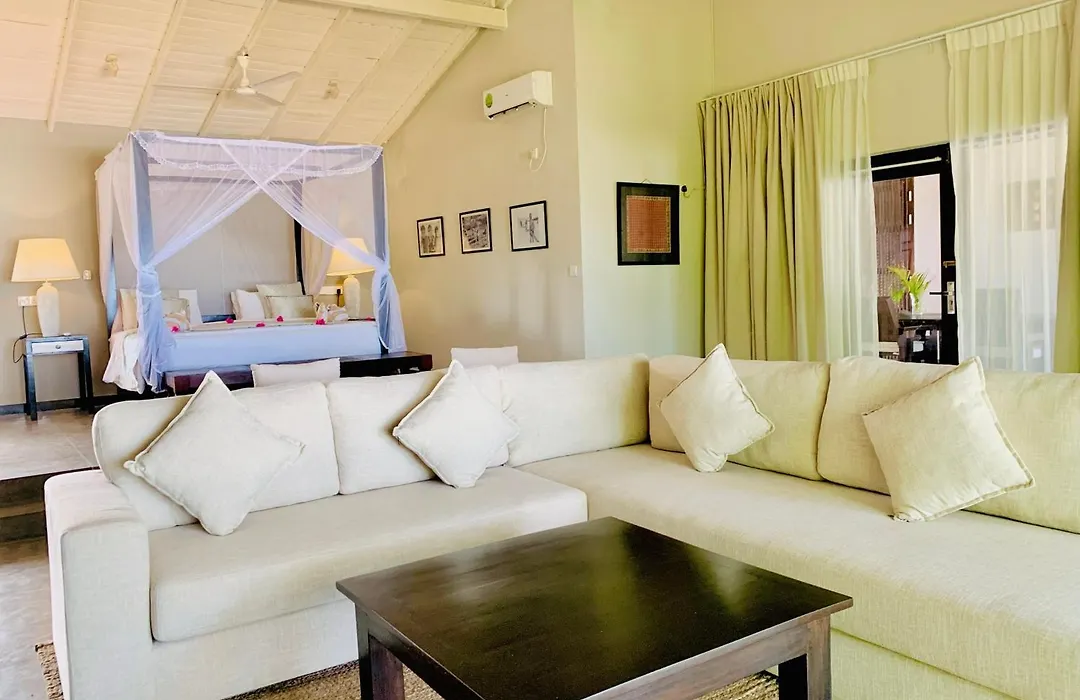 Suite Lanka-1