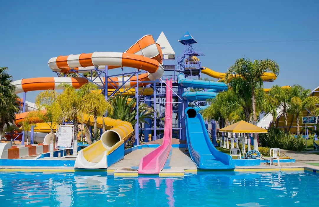Hotel Splash Inn-1