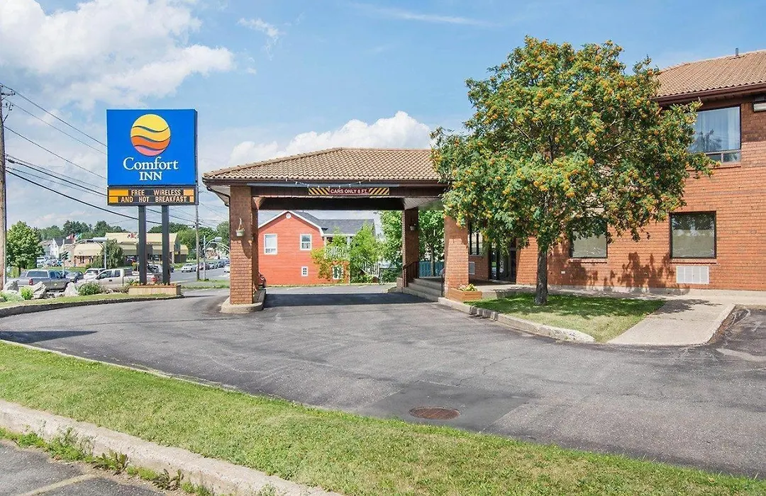 Comfort Inn-1