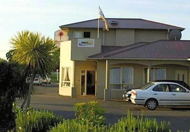 Shortland Court Motel-1