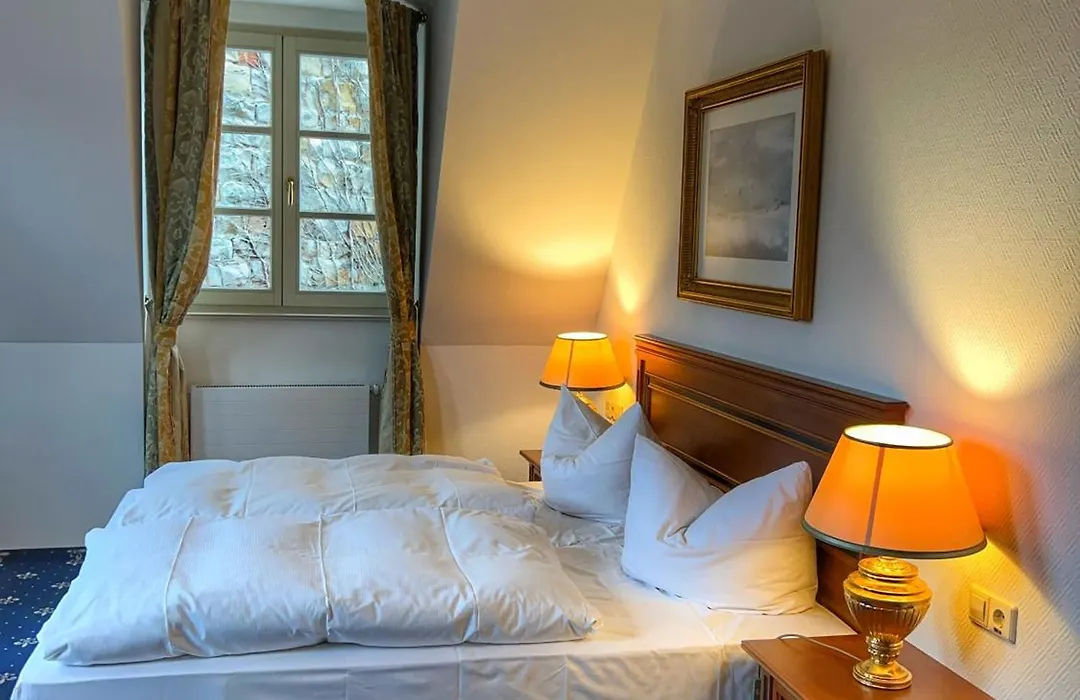 Hotel und Gasthof Wasserburg zu Gommern-1