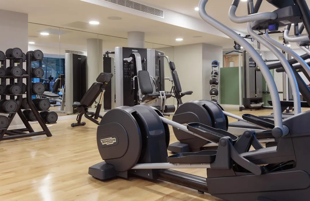 Holiday Inn London Heathrow - Bath Road By Ihg-1