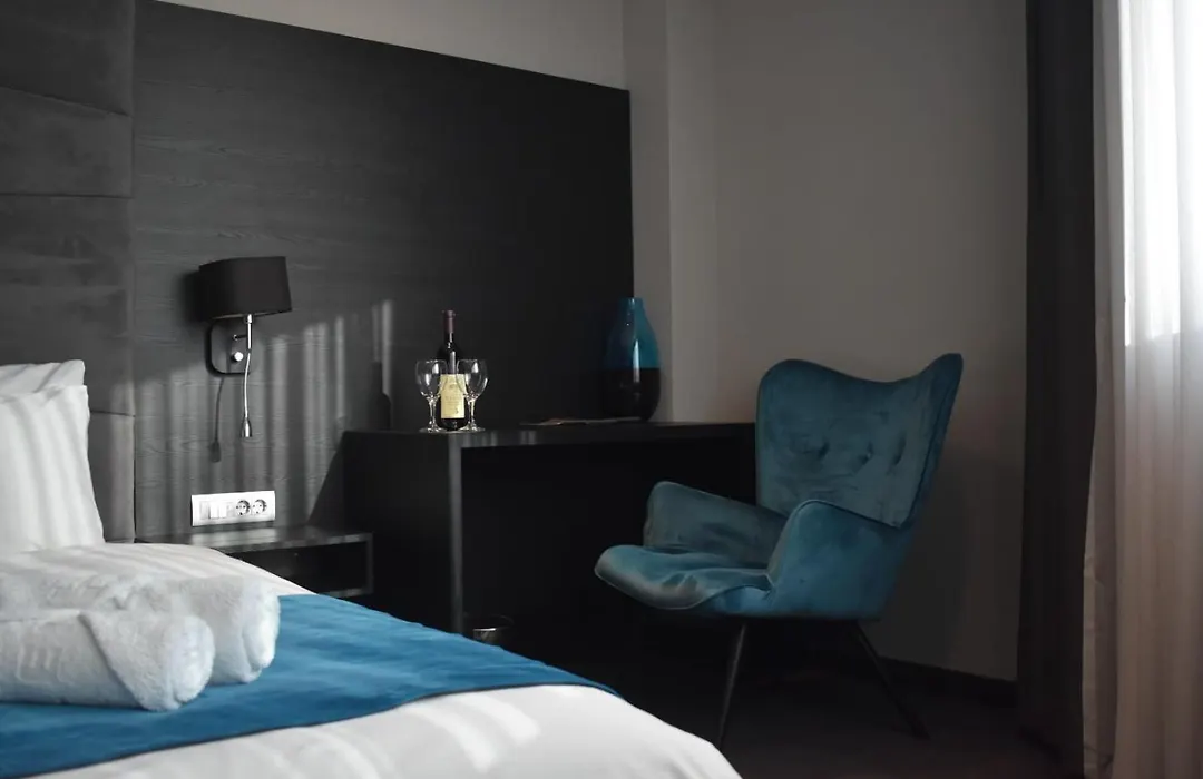 Hotel Bank-1