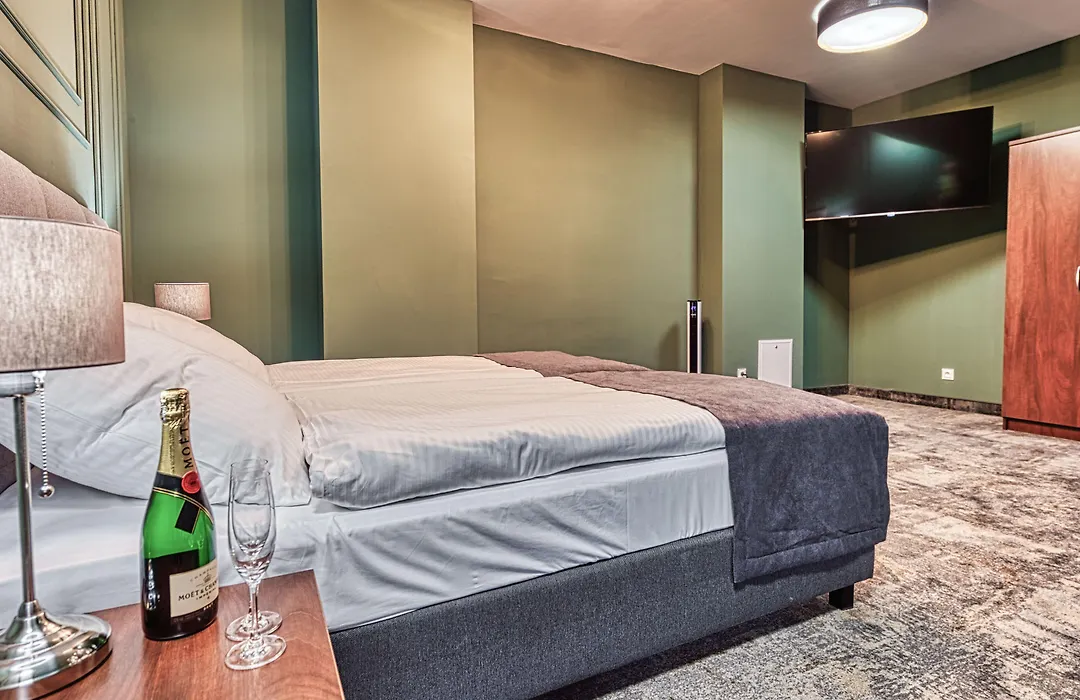 St Lukas Medical & Spa-1