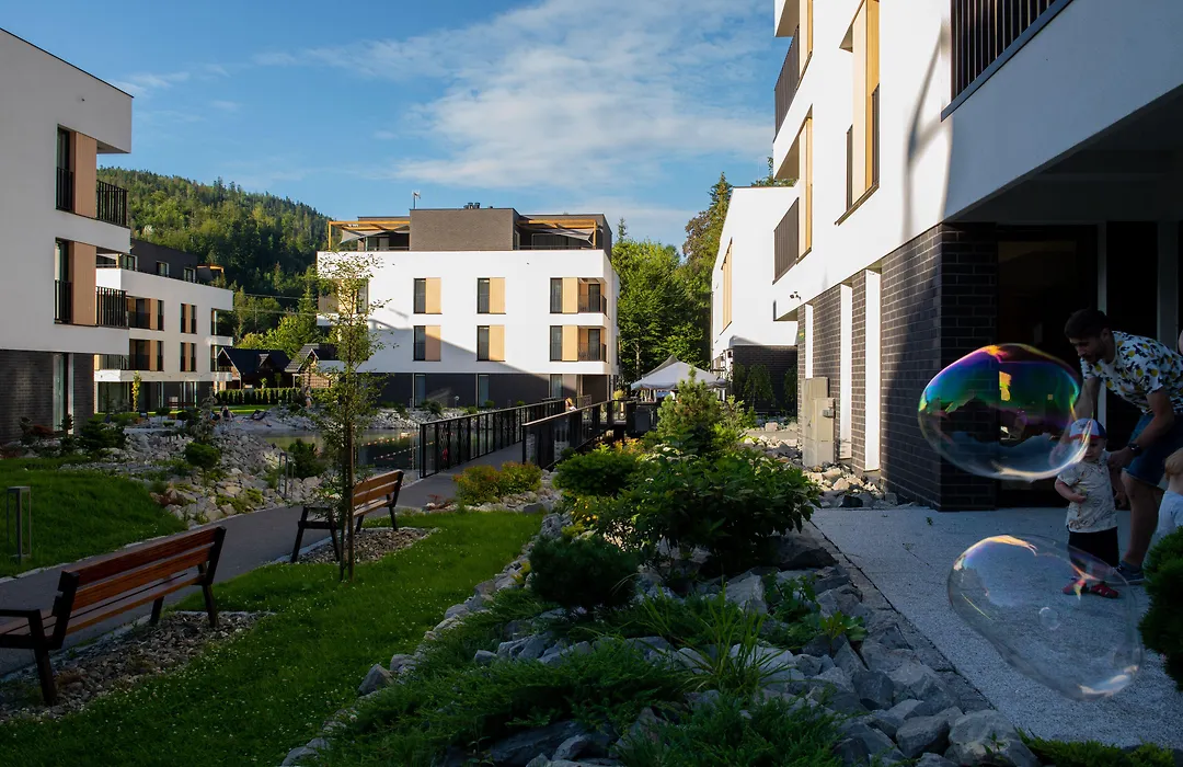 Vislow Resort-1