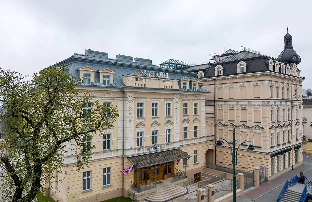 Sky Hotel Krakow-1