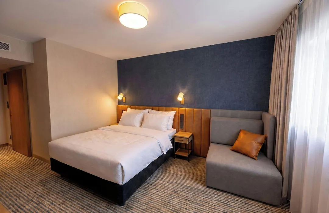 Four Points By Sheraton Warsaw Mokotow-1
