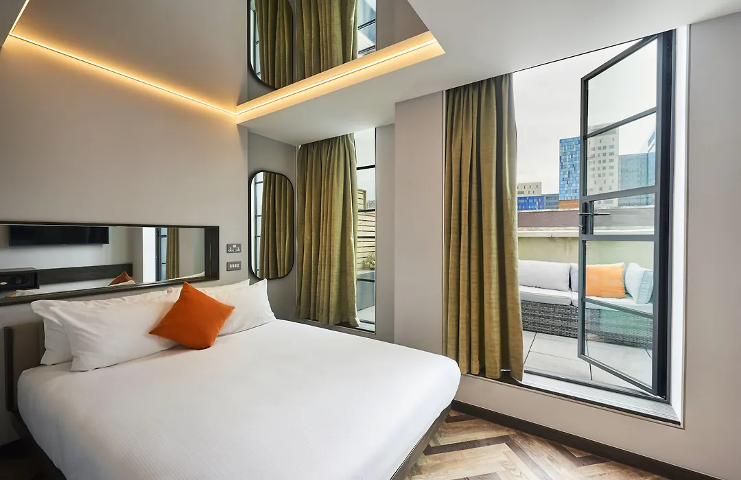New Road Hotel-1