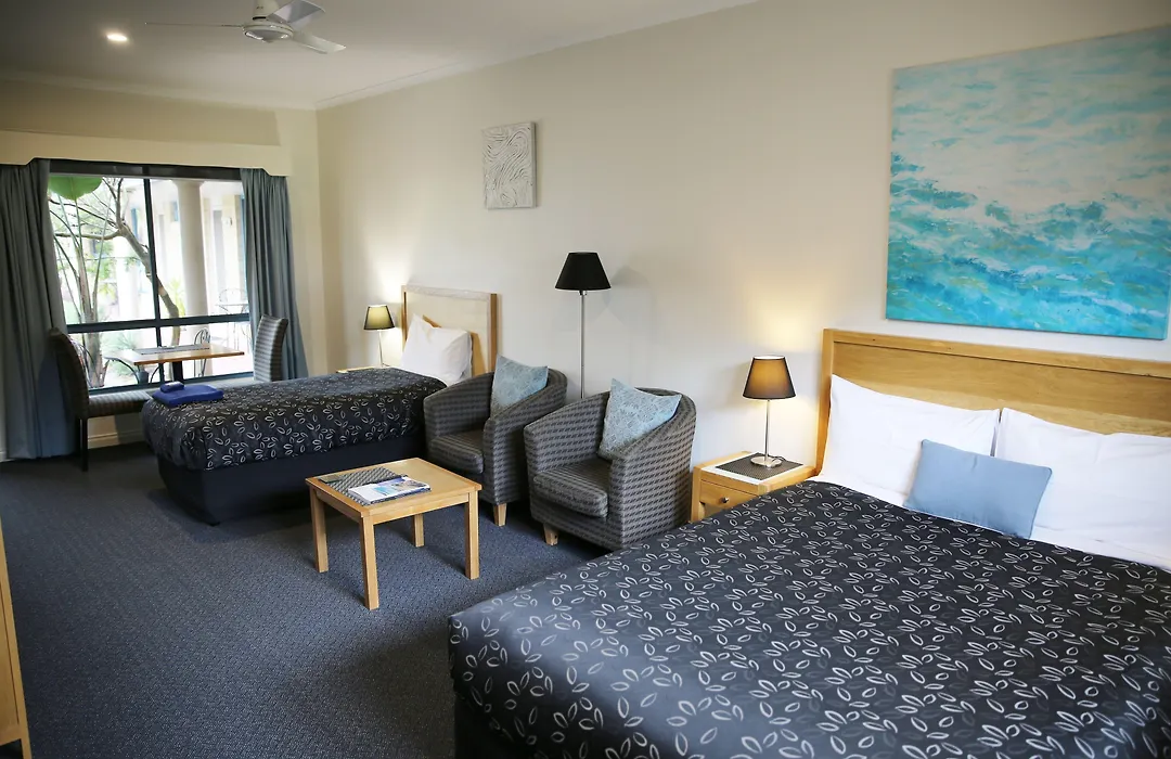 Motel On A'Beckett-1