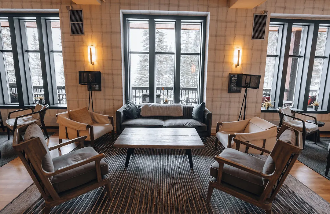 Emerald Lake Lodge-1