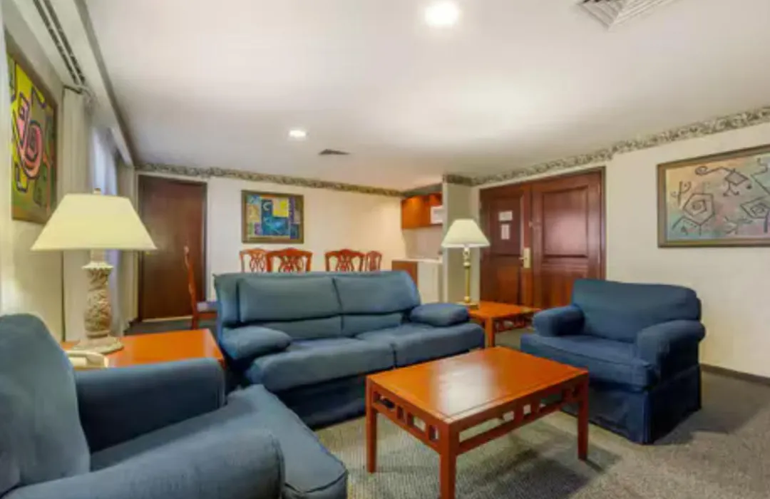 Quality Inn Monterrey La Fe-1