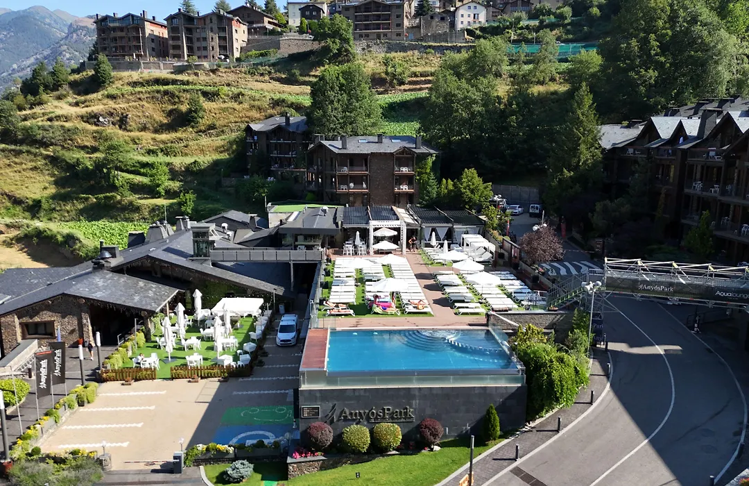 Aparthotel Anyospark Mountain & Wellness Resort-1