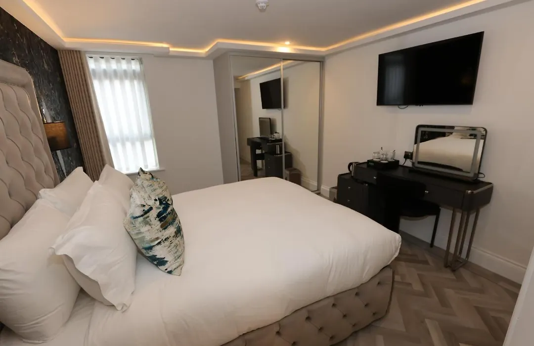 Philharmonic Hotel-1