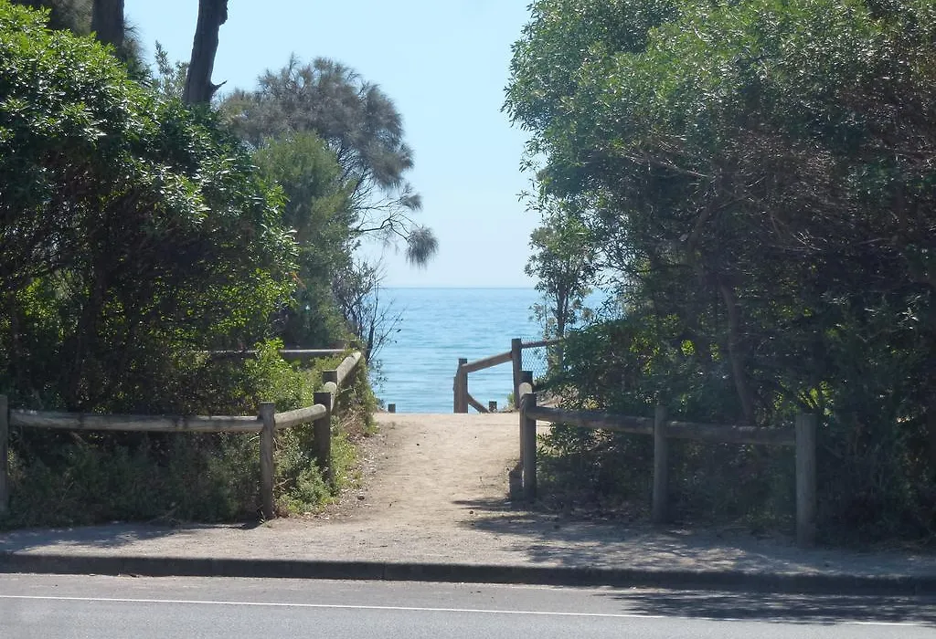 Dromana Beach Getaway-1