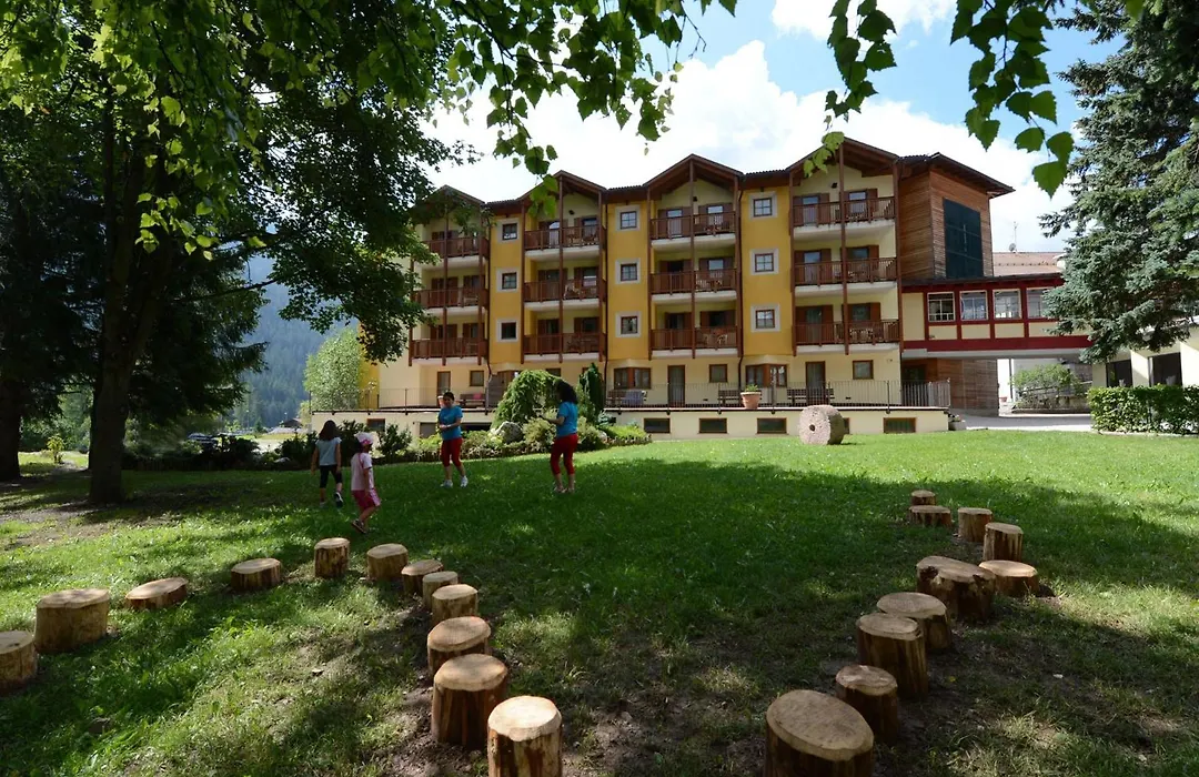 Family Hotel Gran Baita-1