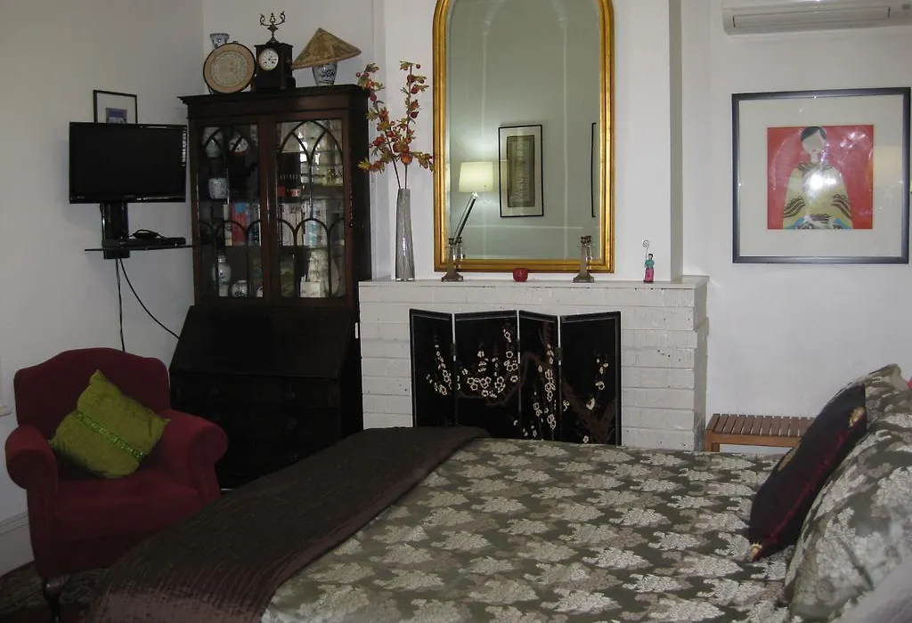 Three Chimneys Bed And Breakfast Boutique Guest House-1