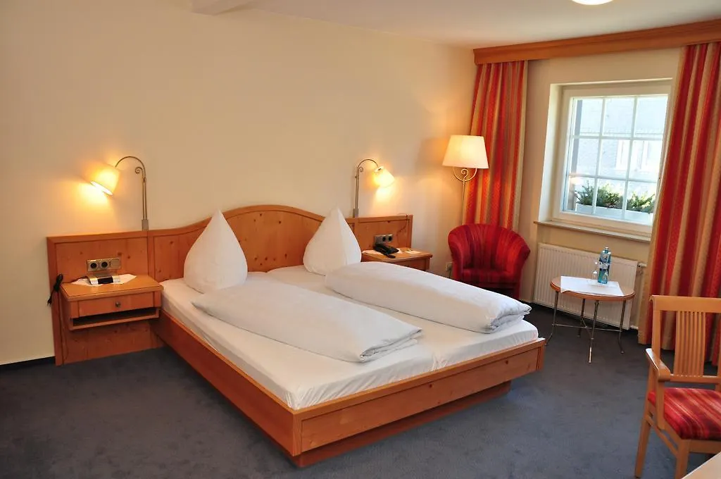 Hotel Sauerländer Hof-1