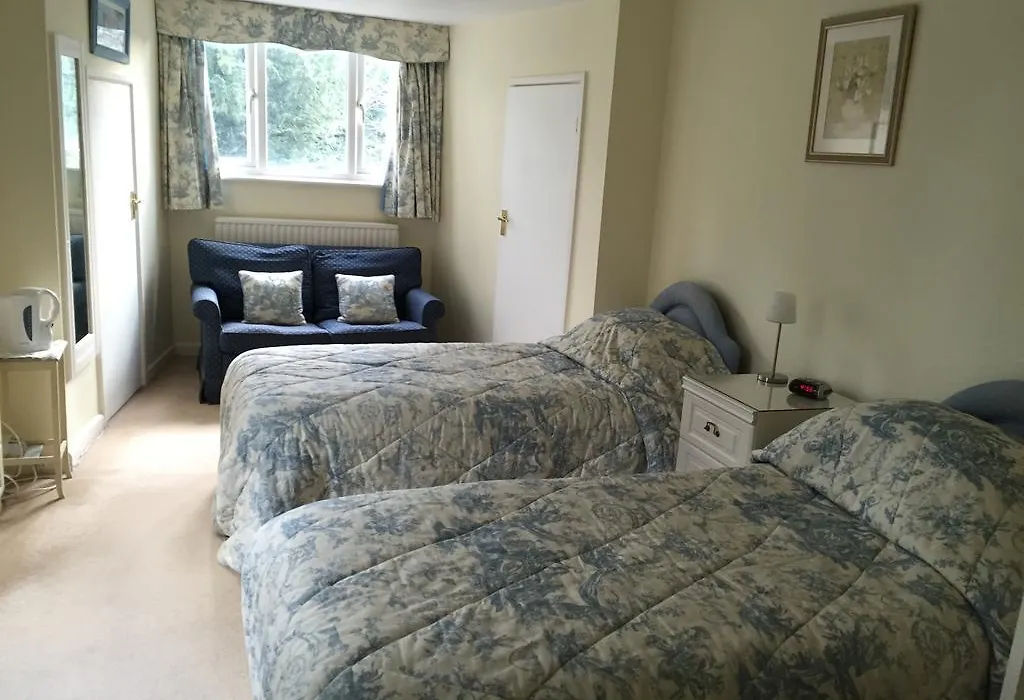 Kingswood Cottage-1