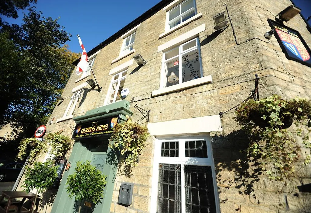 Queens Arms Country Inn-1