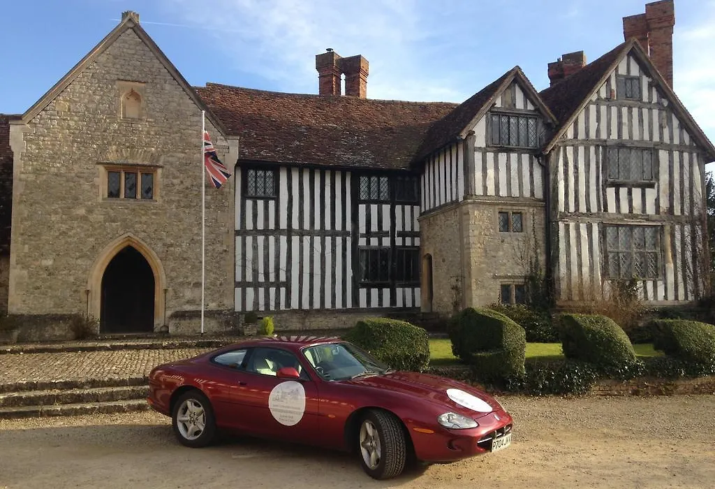 Long Crendon Manor B&B-1