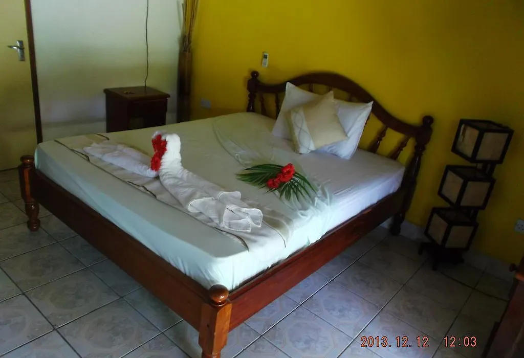 Belle Amie Self Catering-1