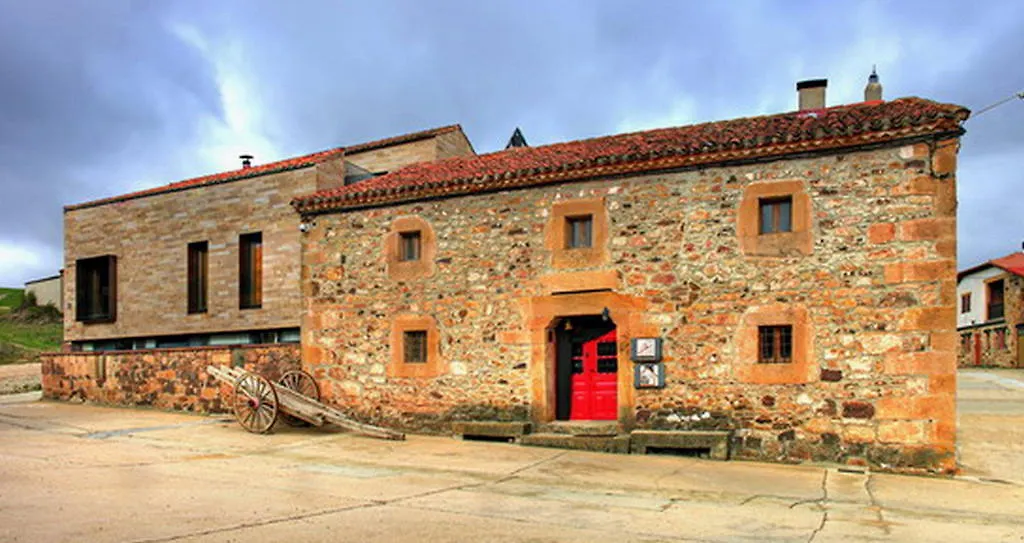 Posada Real La Vieja Chimenea-Spa-1