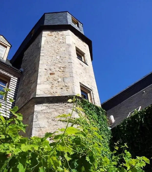 Logis Saint-Flaceau-1