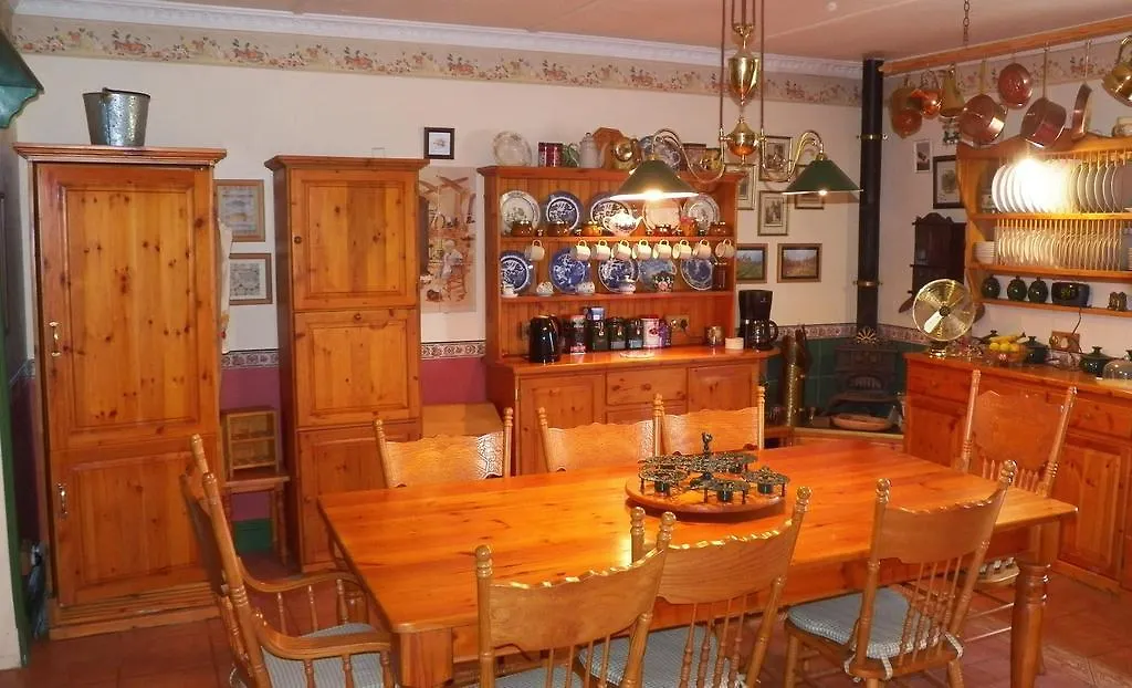 A Pilgrims Rest Guest House In Graskop-1