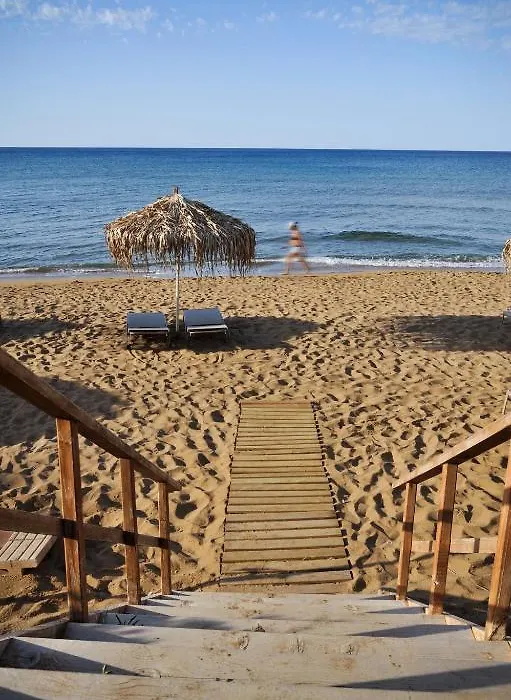 The Mini Beach Hotel-1