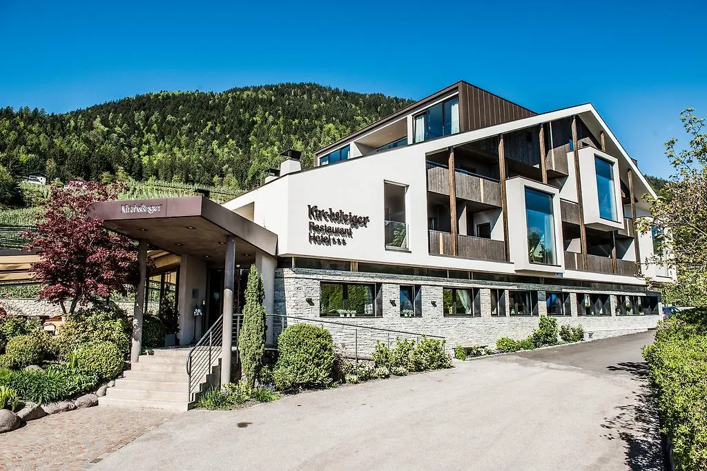 Hotel Restaurant Kirchsteiger-1