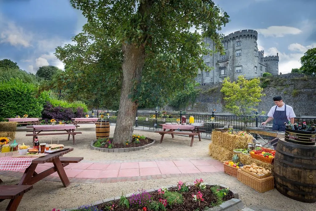 Kilkenny River Court Hotel-1