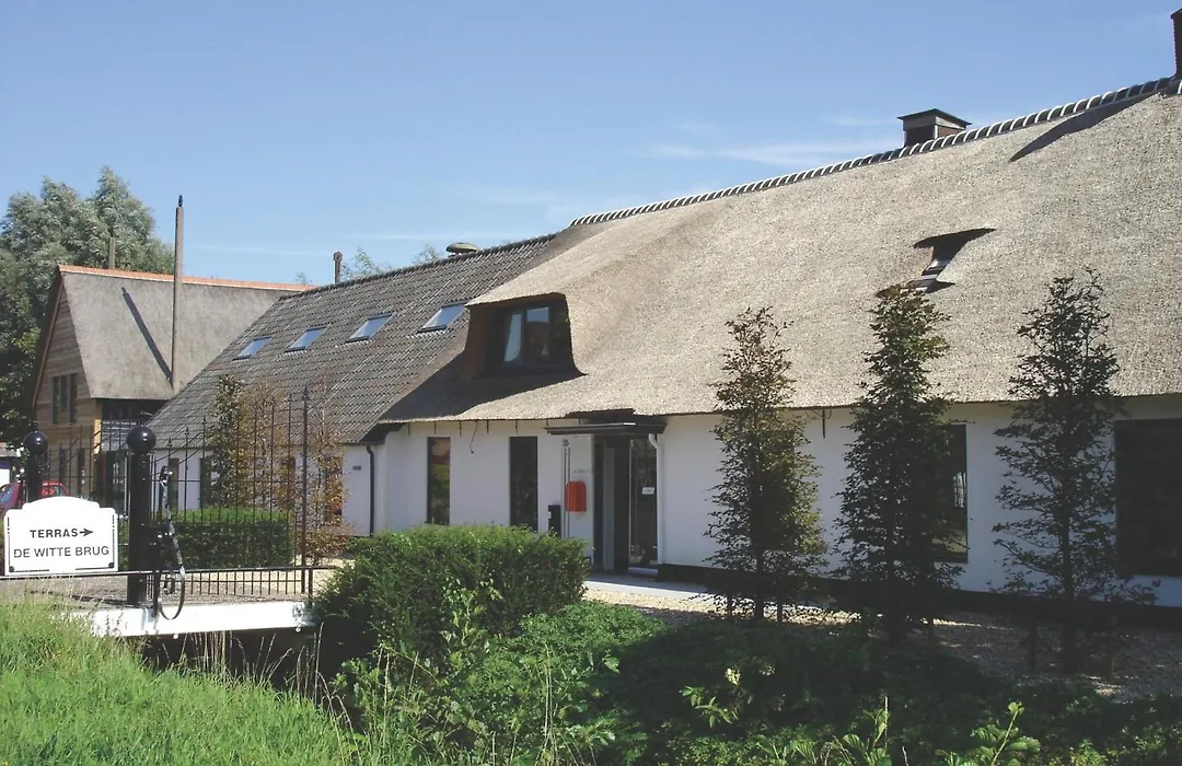 Fletcher Hotel-Restaurant de Witte Brug-1