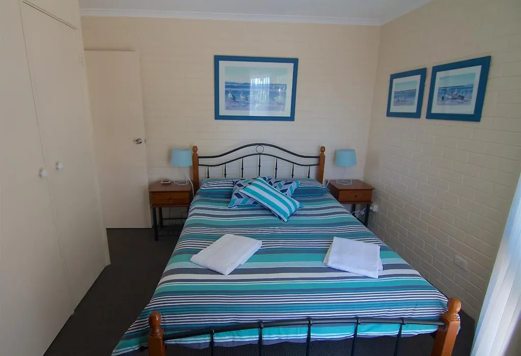 The Sands Holiday Apartments-1